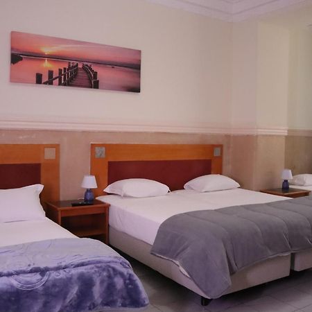 Midis - Local Accommodation Lisbon Exterior photo