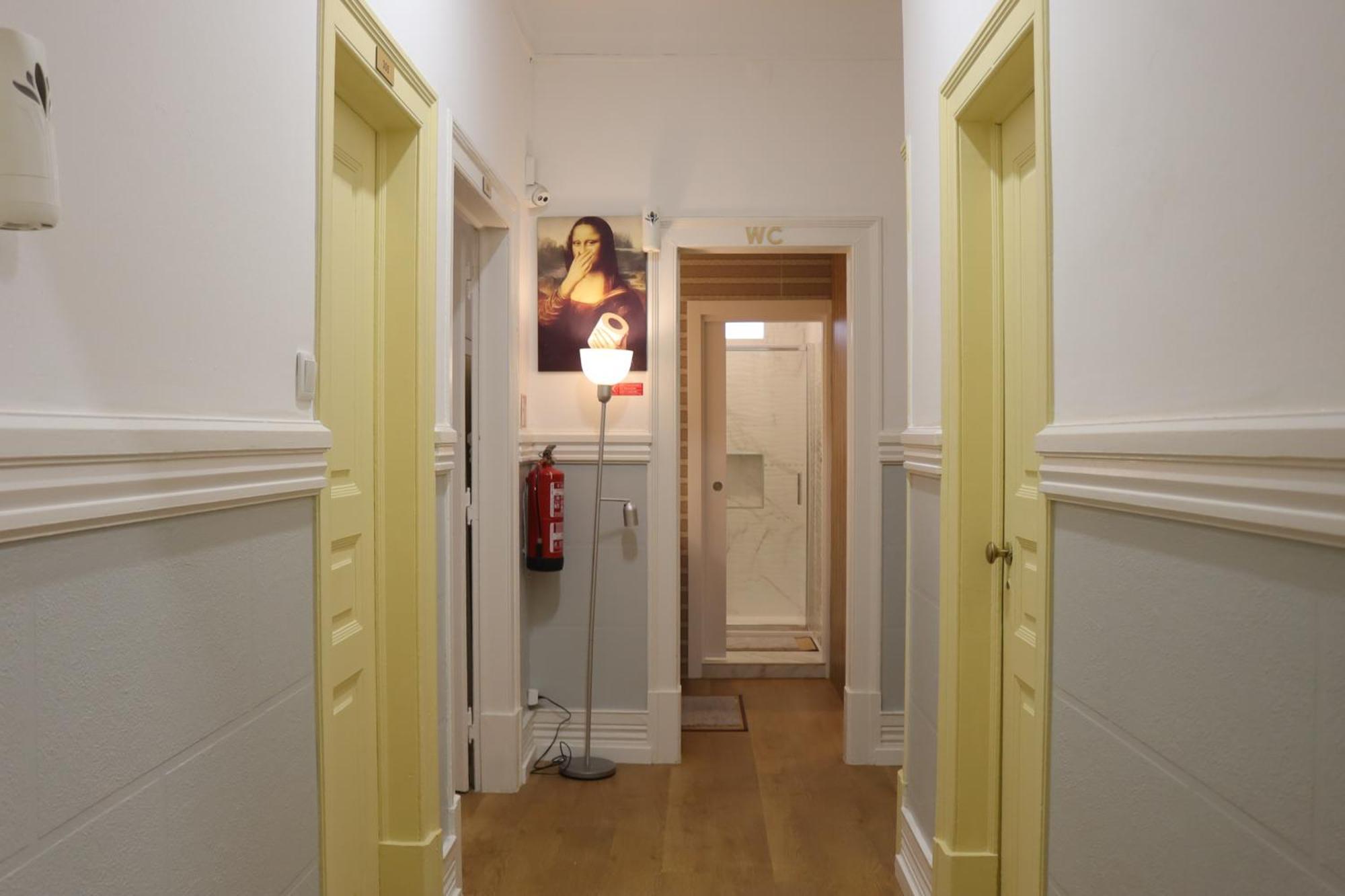 Midis - Local Accommodation Lisbon Exterior photo