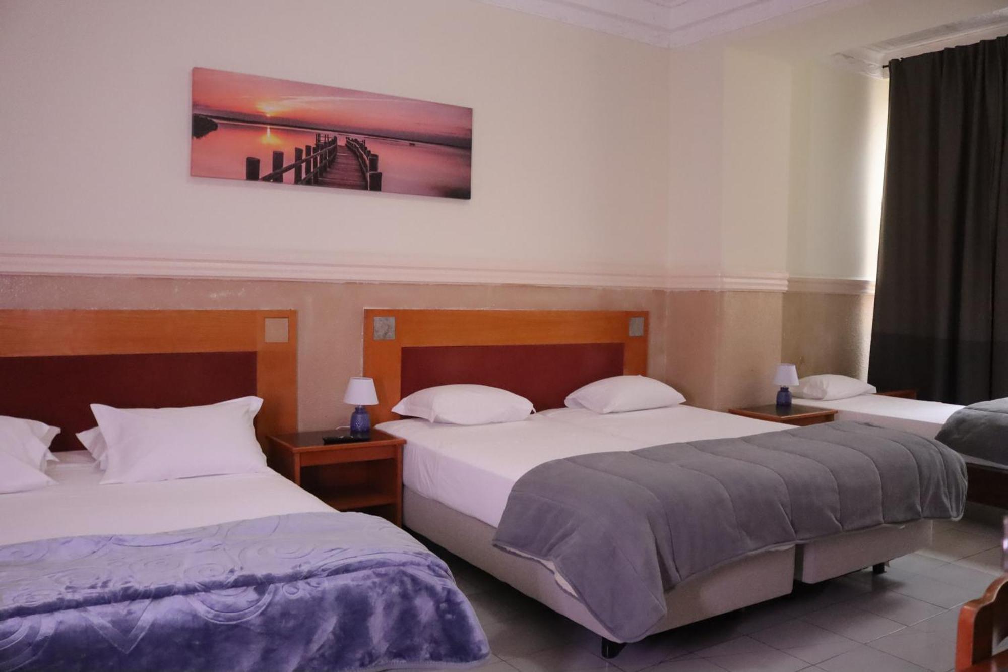 Midis - Local Accommodation Lisbon Exterior photo
