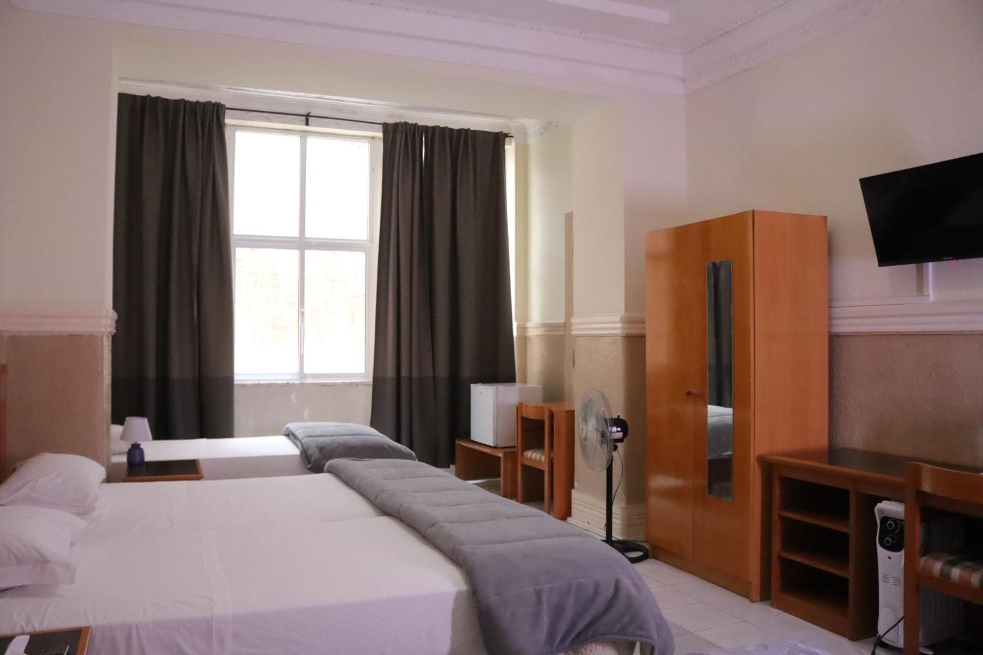 Midis - Local Accommodation Lisbon Exterior photo